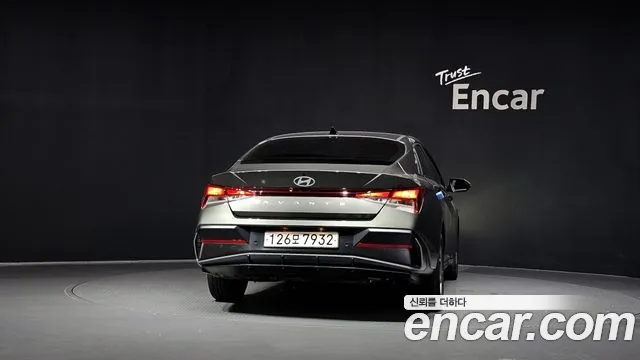 Hyundai Avante — фото 4