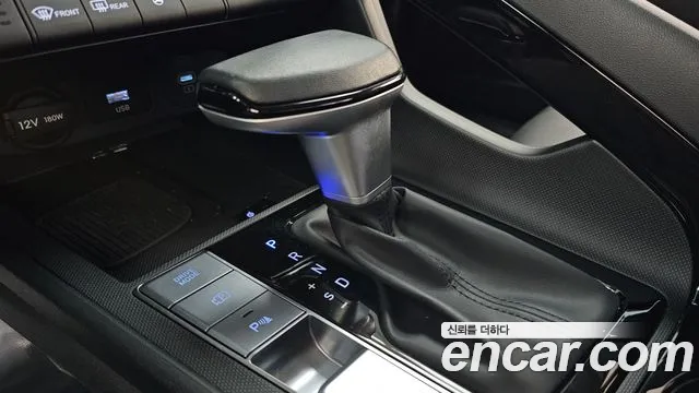 Hyundai Avante — фото 9