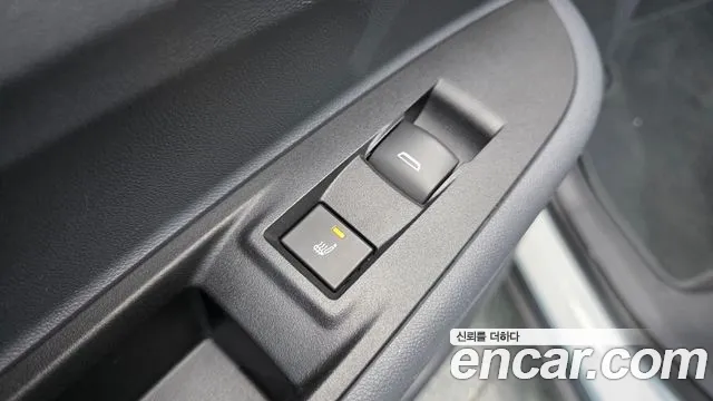 ChevroletGMDaewoo Bolt EV — фото 12