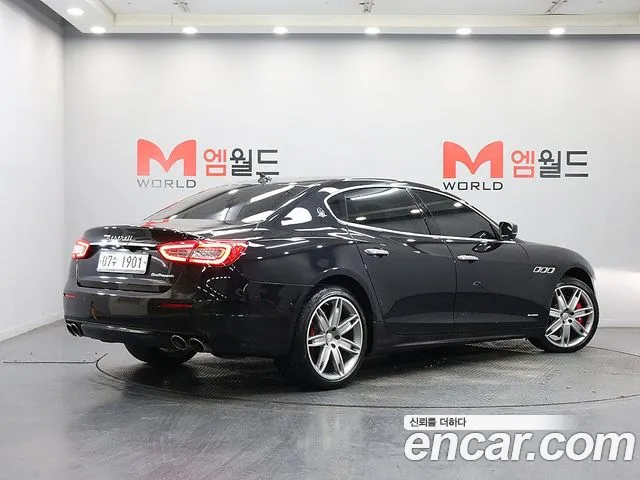 Maserati Quattroporte — фото 2
