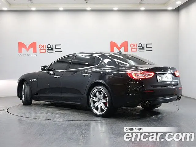 Maserati Quattroporte — фото 4