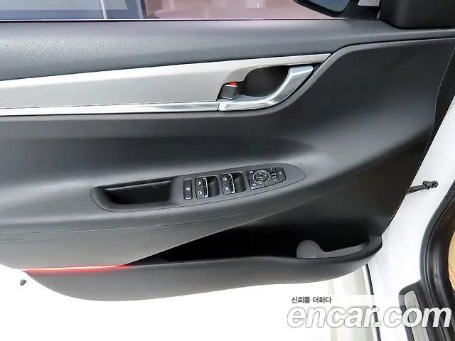 Hyundai Grandeur — фото 12
