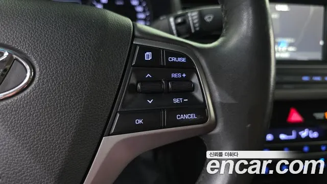 Hyundai Avante — фото 27