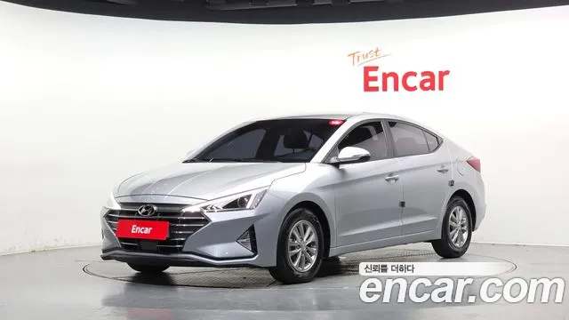Hyundai Avante — фото 1