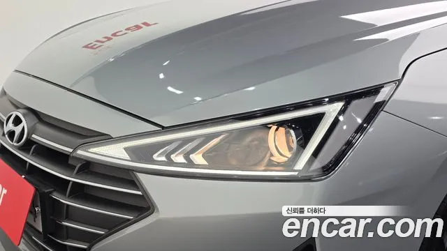 Hyundai Avante — фото 22
