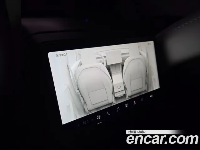 Tesla Model Y — фото 12