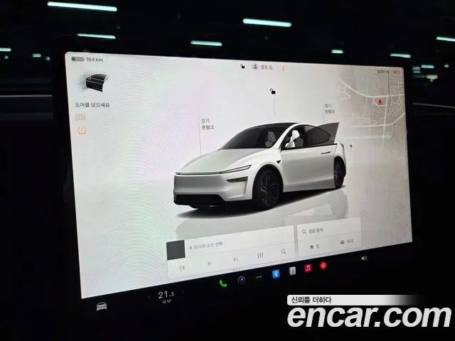 Tesla Model Y — фото 13