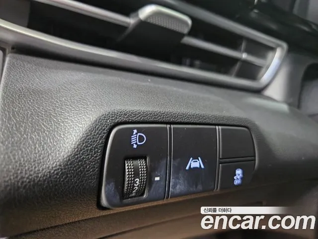 Hyundai Avante — фото 14