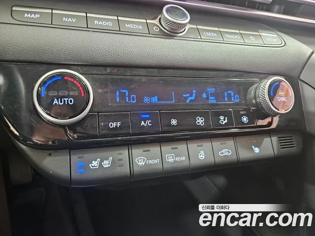Hyundai Avante — фото 18