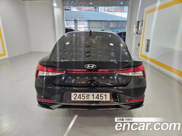 Hyundai Avante — фото 5