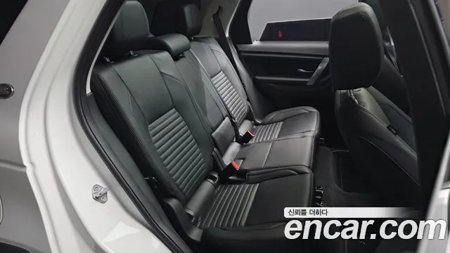 Land Rover Discovery Sport — фото 11