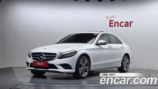 Mercedes-Benz C-Class — фото 1
