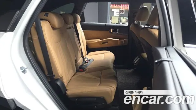 Kia Sorento — фото 11