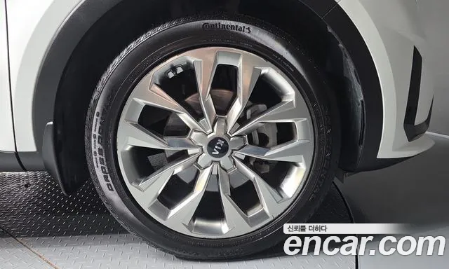 Kia Sorento — фото 21