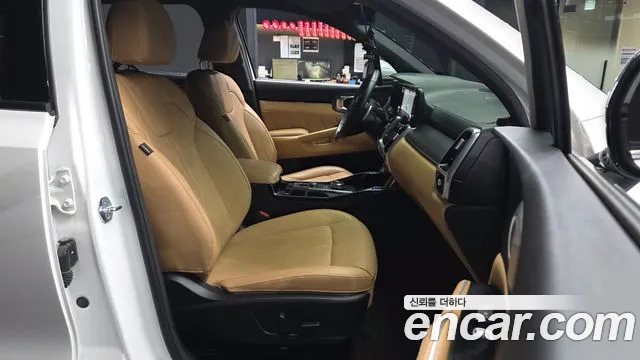 Kia Sorento — фото 10