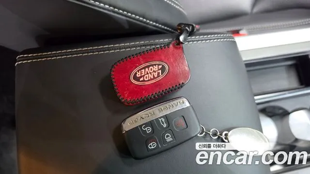 Land Rover Range Rover Evoque — фото 18