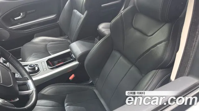 Land Rover Range Rover Evoque — фото 27