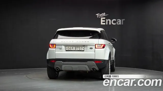 Land Rover Range Rover Evoque — фото 3