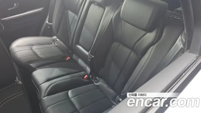 Land Rover Range Rover Evoque — фото 34