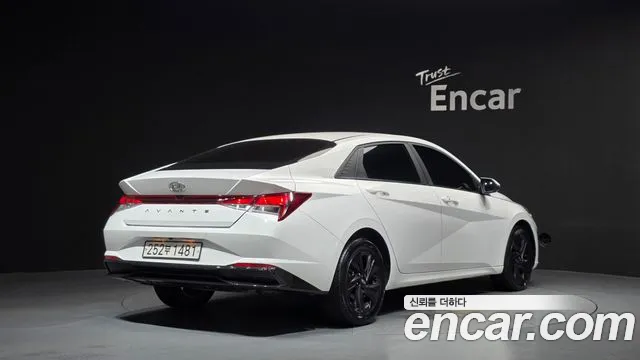 Hyundai Avante — фото 2