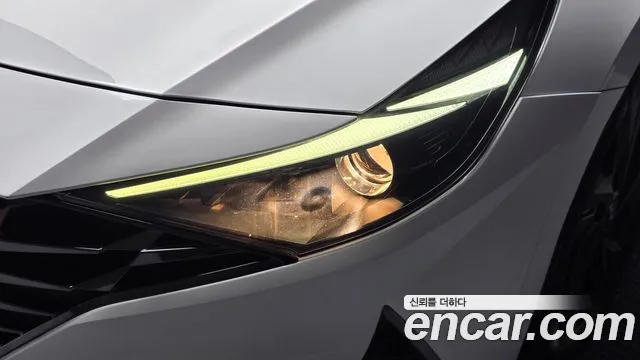 Hyundai Avante — фото 22