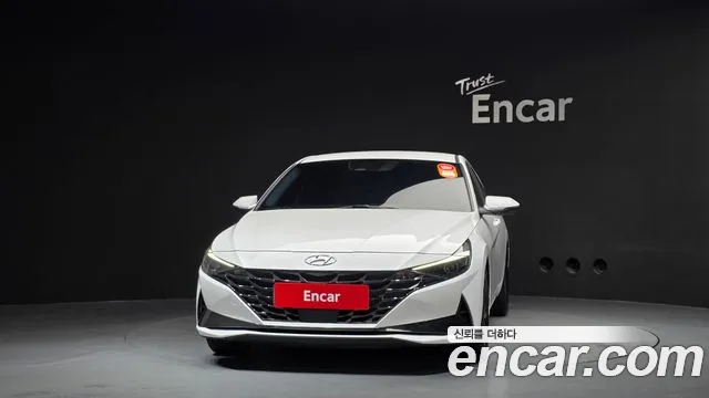 Hyundai Avante — фото 3