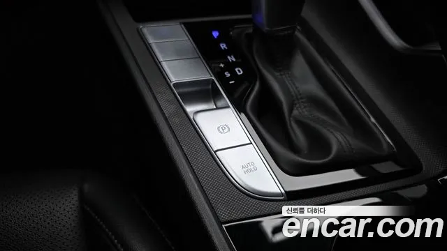 Hyundai Avante — фото 9