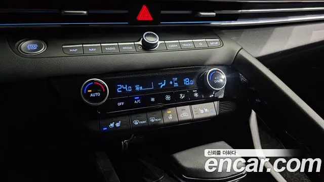 Hyundai Avante — фото 31