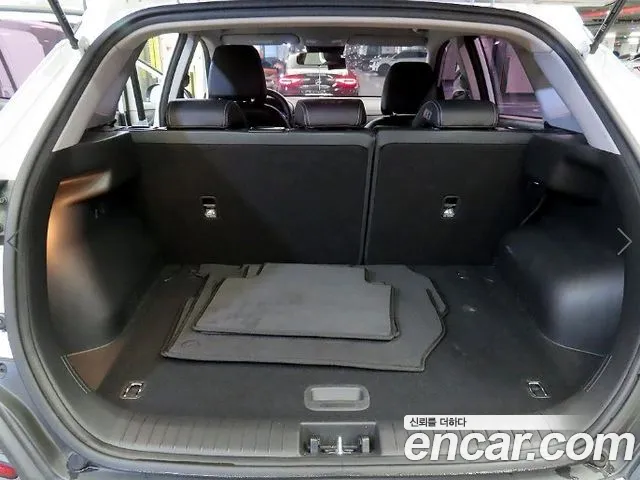 Hyundai Kona — фото 18