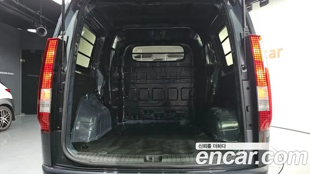 Hyundai Staria — фото 30