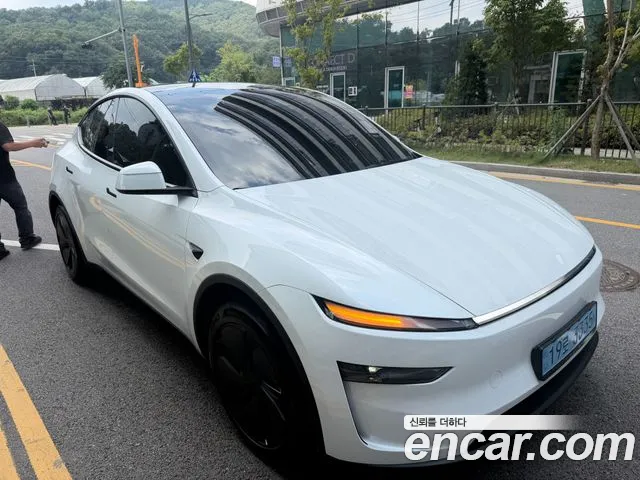 Tesla Model Y — фото 2
