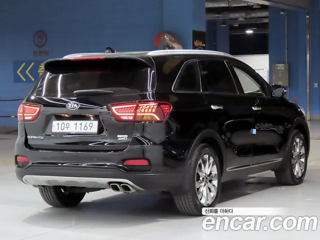 Kia Sorento — фото 4