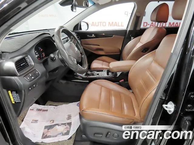 Kia Sorento — фото 6