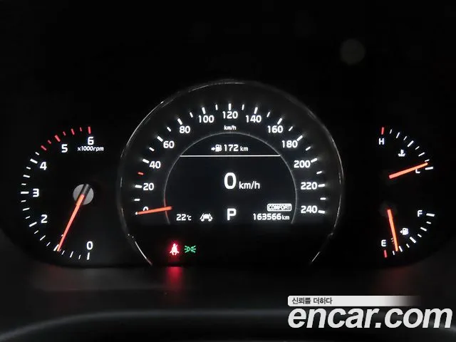 Kia Sorento — фото 9