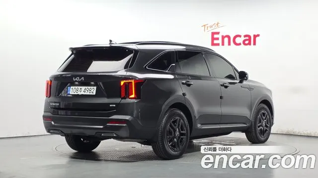 Kia Sorento — фото 1