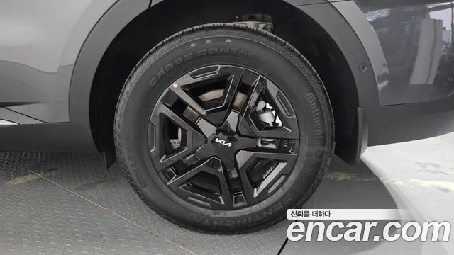 Kia Sorento — фото 21