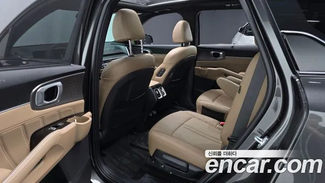 Kia Sorento — фото 26