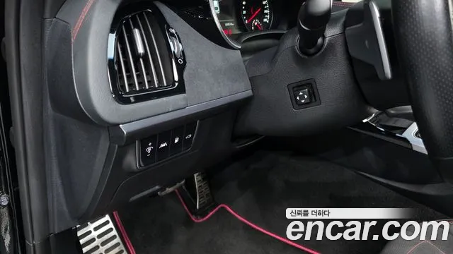 Kia Stinger — фото 17
