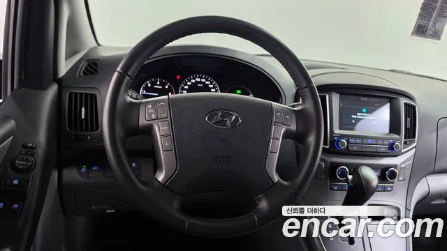 Hyundai Starex — фото 14