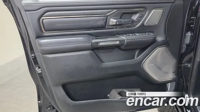 Dodge Ram Pick Up — фото 25