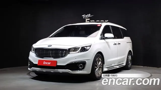 Kia Carnival — фото 1