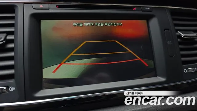Kia Carnival — фото 14