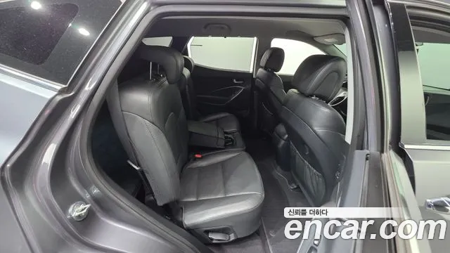 Hyundai Santa Fe — фото 18