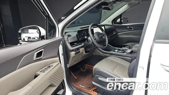 Kia Carnival — фото 10