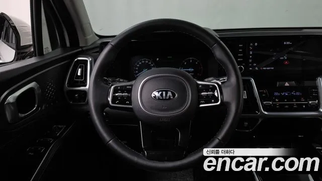 Kia Sorento — фото 13
