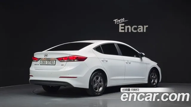 Hyundai Avante — фото 2
