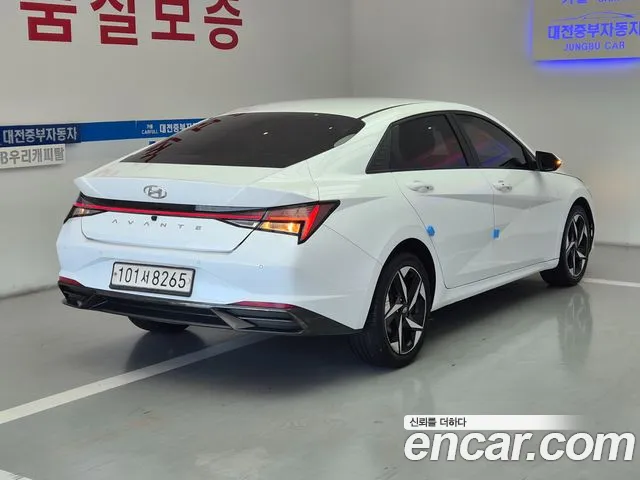 Hyundai Avante — фото 4