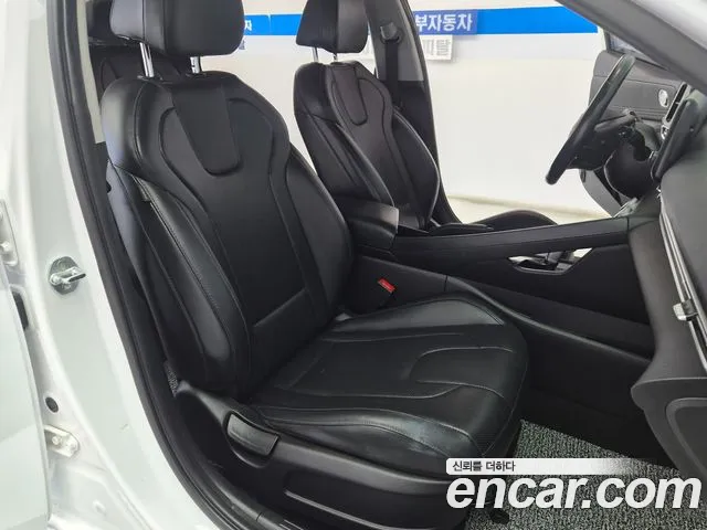 Hyundai Avante — фото 9