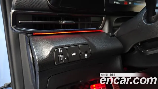 Hyundai Avante — фото 18