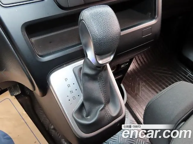 Hyundai Staria — фото 11